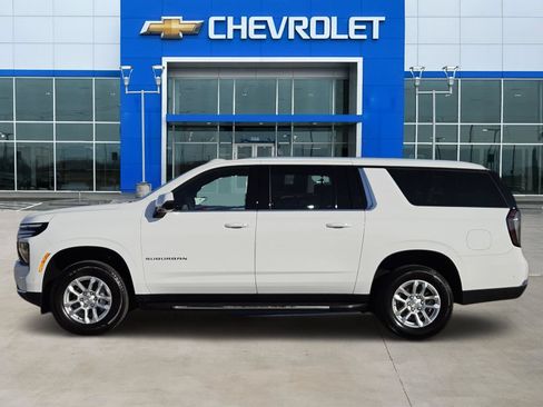 New 2026 Chevrolet Suburban LT w/ Comfort Package RWD image 3