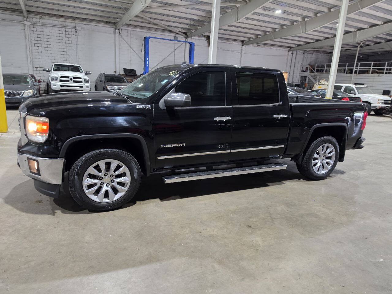 Used 2014 GMC Sierra 1500 SLT AWD/4WD image 3