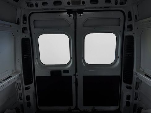 Used 2023 RAM ProMaster 2500 FWD image 29
