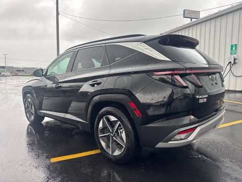 Used 2025 Hyundai Tucson SEL FWD image 4