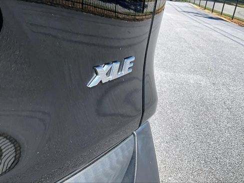 Used 2023 Toyota RAV4 XLE w/ Convenience Package FWD image 10
