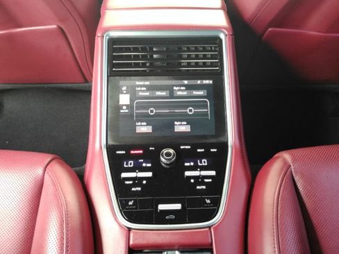 Used 2022 Porsche Panamera Platinum Edition RWD image 27