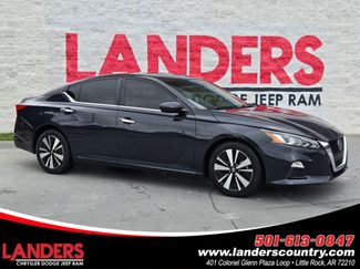Used 2022 Nissan Altima 2.5 SV FWD video 1
