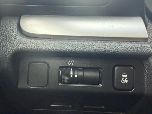 Used 2015 Subaru Impreza 2.0i AWD/4WD image 17