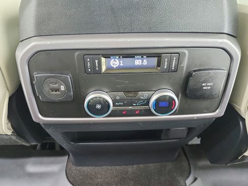Used 2021 Ford Expedition Platinum AWD/4WD image 38