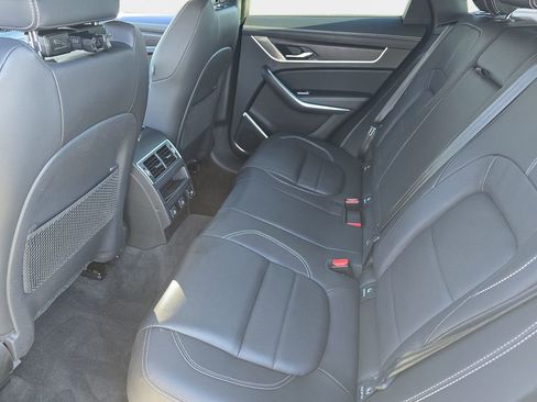 Certified 2025 Jaguar F-PACE R-Dynamic S image 14