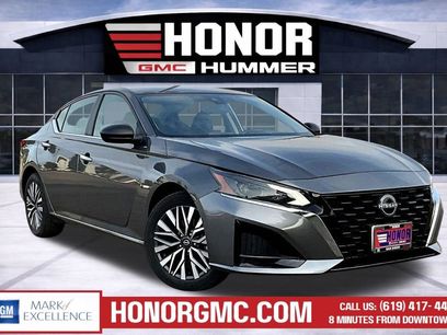 Used 2025 Nissan Altima 2.5 SV