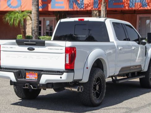 Used 2022 Ford F250 Lariat w/ Black Appearance Package AWD/4WD image 9