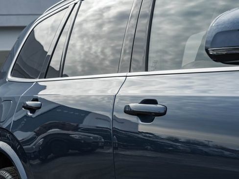 New 2026 Volvo XC90 B6 Plus w/ Protection Package Premier image 16