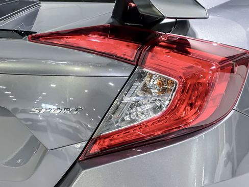 Used 2019 Honda Civic Sport image 28