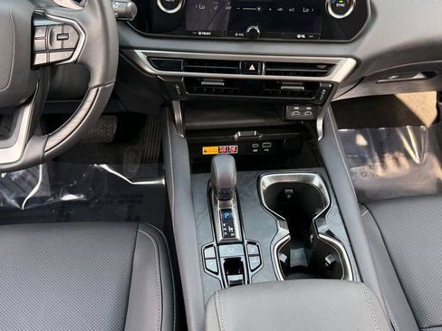 Certified 2025 Lexus RX 350 Premium AWD/4WD image 13