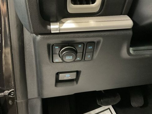 Used 2025 Ford Expedition Max Active image 8