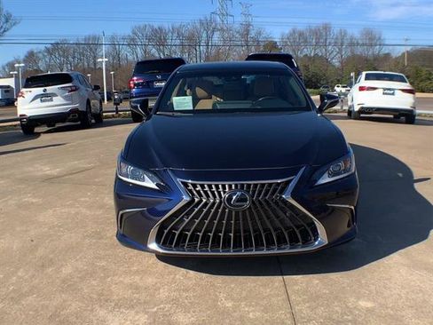 Certified 2025 Lexus ES 350 w/ Premium Package image 3