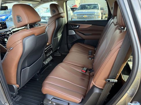 Used 2025 Acura MDX w/ Technology Package image 17