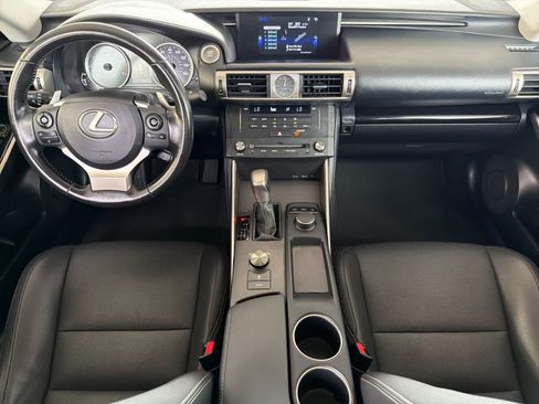 Used 2016 Lexus IS 200t RWD image 3