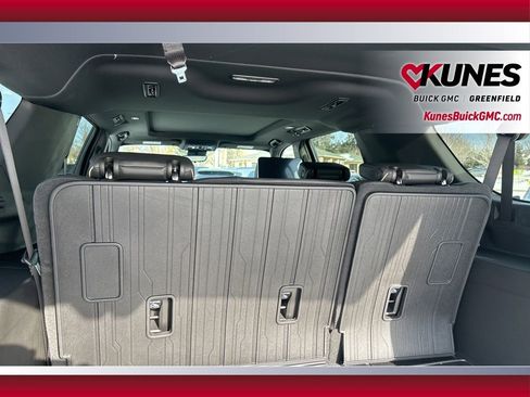 New 2026 GMC Yukon XL Elevation w/ Elevation Premium Package image 32