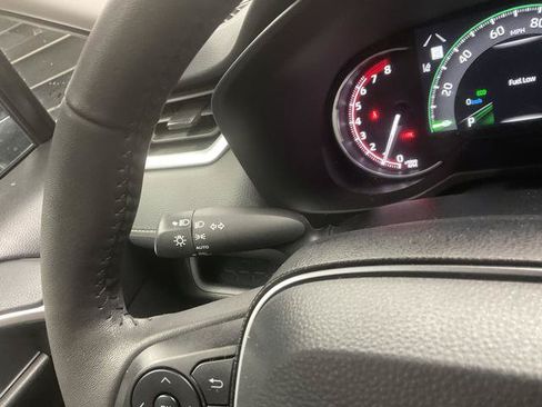 Used 2025 Toyota RAV4 XLE w/ Convenience Package AWD/4WD image 17