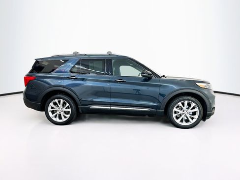 Used 2023 Ford Explorer Platinum w/ Technology Package AWD/4WD image 10