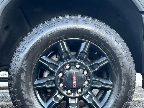 Used 2025 GMC Sierra 2500 AT4 w/ AT4 Premium Plus Package image 8