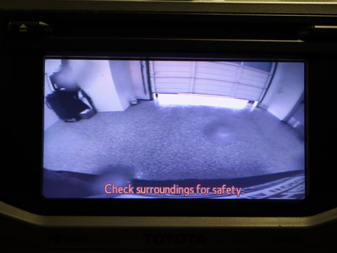 Used 2013 Toyota 4Runner Limited RWD image 22