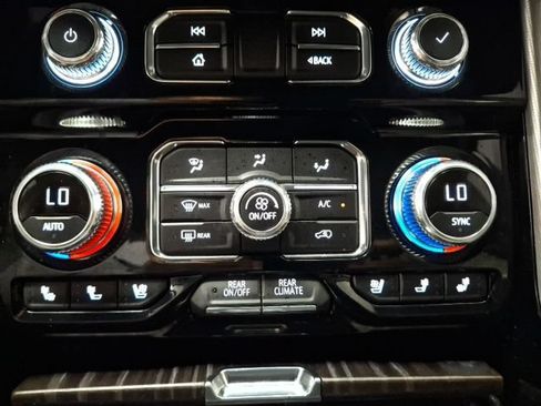 Used 2023 GMC Yukon Denali AWD/4WD image 35