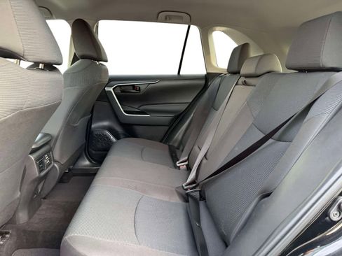 Used 2023 Toyota RAV4 LE image 12