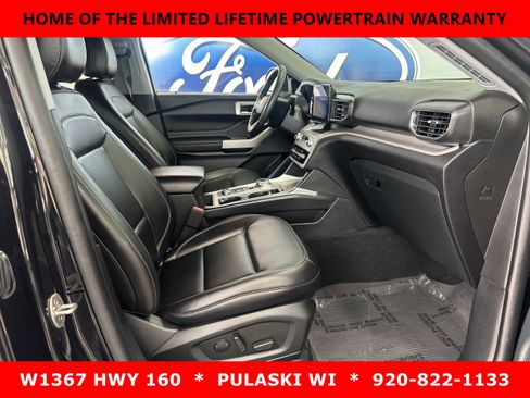 Used 2023 Ford Explorer XLT w/ Equipment Group 202A AWD/4WD image 4