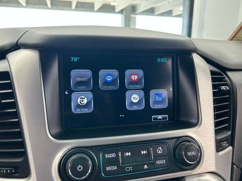 Used 2019 GMC Yukon XL SLE w/ Convenience Package image 19