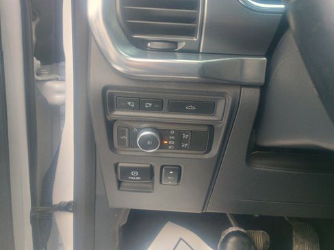 Certified 2021 Ford F150 Lariat w/ Equipment Group 502A High image 17