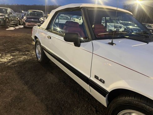 Used 1990 Ford Mustang LX RWD image 10