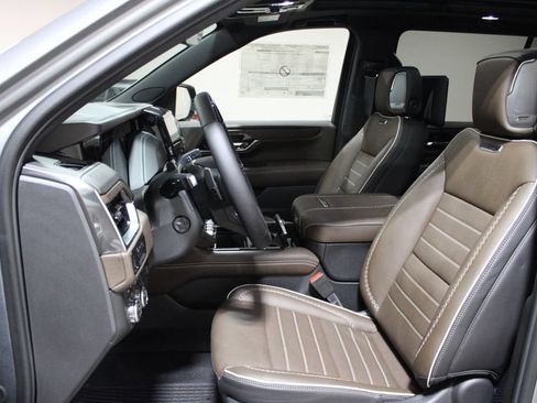New 2026 GMC Yukon XL Denali Ultimate AWD/4WD image 22