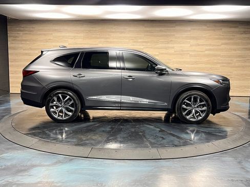 Used 2024 Acura MDX SH-AWD w/ Technology Package image 13