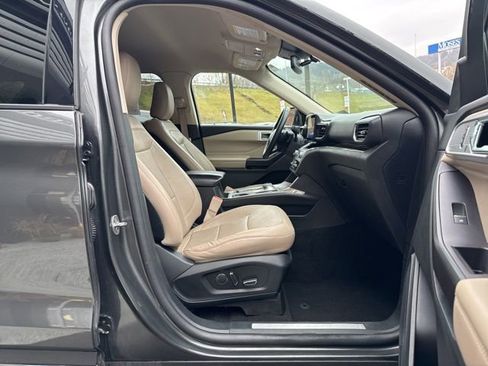 Used 2020 Ford Explorer Limited image 27