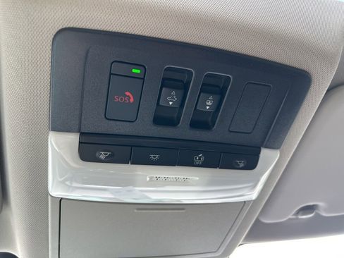 Used 2026 Nissan Rogue SV FWD image 40