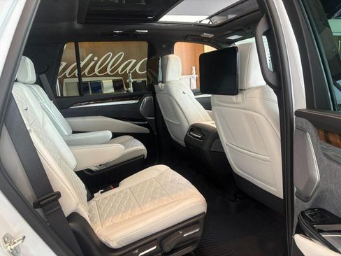 New 2026 Cadillac Escalade Platinum Sport w/ LPO, ONYX Package AWD/4WD image 4