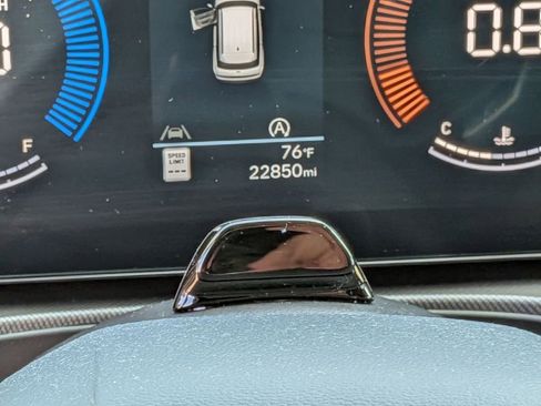 Used 2024 Hyundai Santa Fe SEL image 21