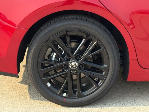 New 2026 Toyota Camry SE FWD image 7