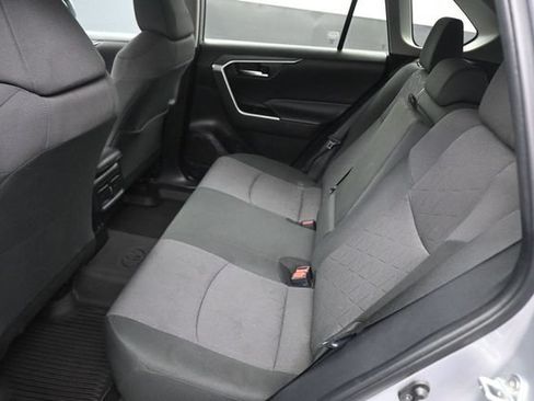 Used 2024 Toyota RAV4 XLE FWD image 19