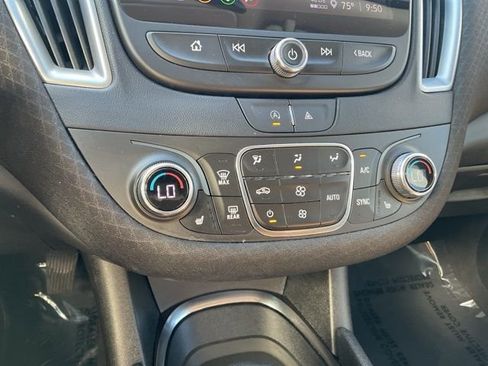 Used 2023 Chevrolet Malibu LT image 17