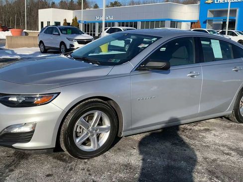 Certified 2021 Chevrolet Malibu LS image 4