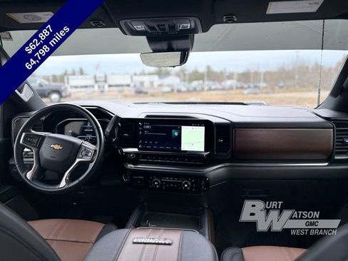 Used 2024 Chevrolet Silverado 3500 High Country w/ High Country Premium Package AWD/4WD image 29