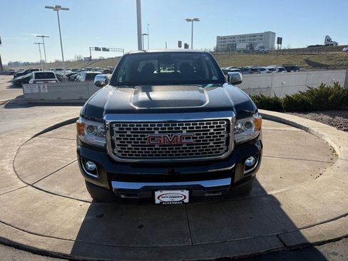 Used 2019 GMC Canyon Denali image 11