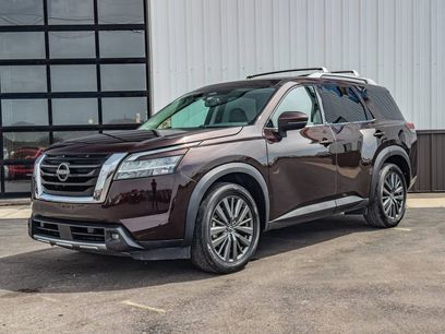 Used 2022 Nissan Pathfinder SL w/ SL Premium Package