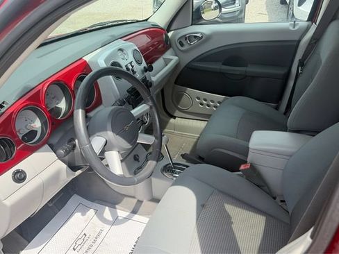 Used 2007 Chrysler PT Cruiser Touring FWD image 9