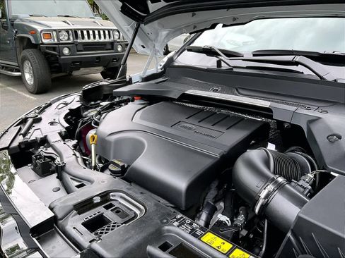 New 2026 Land Rover Discovery Sport Landmark AWD/4WD image 32