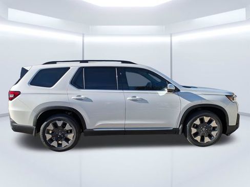 New 2026 Honda Pilot Elite image 3