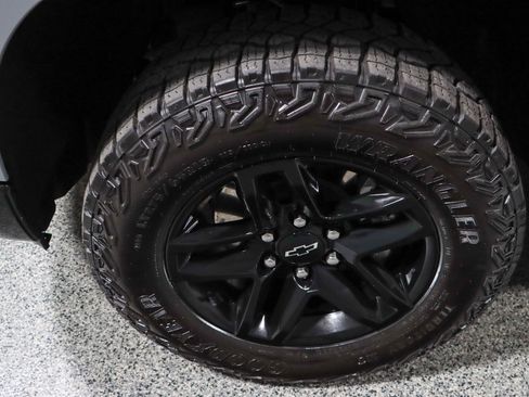 Used 2024 Chevrolet Silverado 1500 Custom Trail Boss image 11