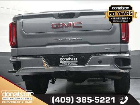 Used 2025 GMC Sierra 1500 SLT AWD/4WD image 17