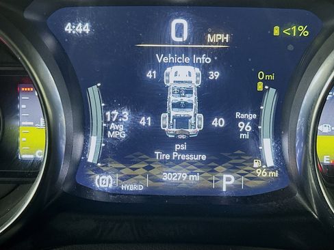 Used 2023 Jeep Wrangler Sahara w/ Cold Weather Group image 18