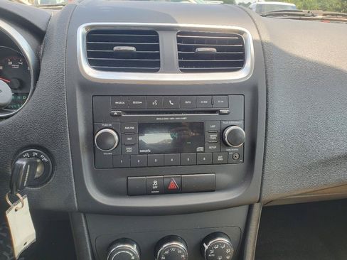 Used 2013 Dodge Avenger SXT w/ Rallye Appearance Group FWD image 18